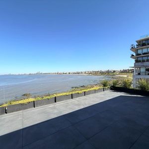 Venta Penthouse Duplex, Vista Al Mar. Punta Gorda