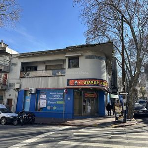 Venta Local Comercial Con Renta. Centro