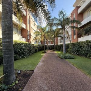 Venta Apartamento Penthouse 2 Dormitorios 2 Baños Terraza Parrillero 2 Garages Carrasco