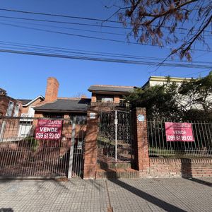 Venta Casa Punta Gorda, 4 Dormitorios, 4 Baños, Fondo Verde 2 Garages Y 1 Cochera!!!