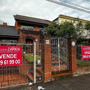 Venta Casa Punta Gorda, 4 Dormitorios, 4 Baños, Fondo Verde 2 Garages Y 1 Cochera!!!