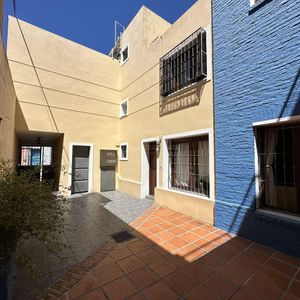 Venta Apartamento Duplex 3 Dormitorios 2 Baños. Estufa A Leña, Azotea Con Parrillero. Calefacción.ga