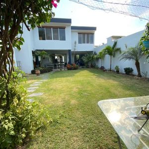 Casa En Venta En Cond. Espiritu Santo Carretera Cotoca Km. 5 A Lado De Fidalga