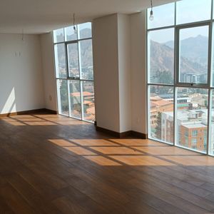 Departamento Nuevo A Estrenar En Calacoto