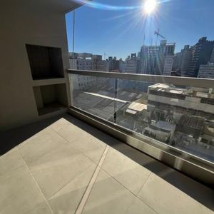 Alquiler Apartamento 1 Dormitorio En Tres Cruces Con Parrillero Propio