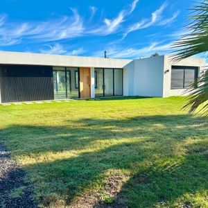 Moderna Luminosa Y Espaciosa. Venta Casa 3 Dormitorios Cumbres De Carrasco