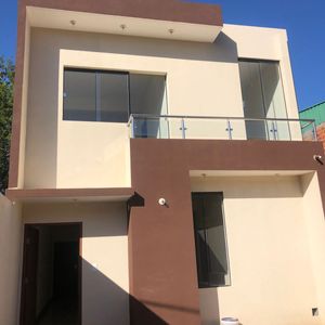 Casa En Venta A Estrenar Zona Norte 7mo Anillo