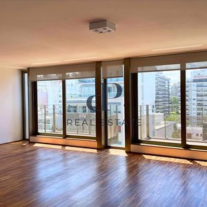 Apartamento De 3 Dormitorios En Venta En Punta Carretas