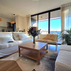 Apartamento De 1 Dormitorio Con Balcón Y Parrillero En Venta Con Renta En Parque Miramar