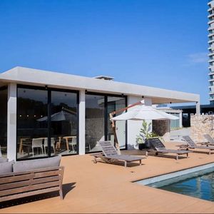 Apartamento A Estrenar De 1 Dormitorio Con Garaje En Piso 14 Con Una De Las Mejores Vistas Al Mar Y Ciudad