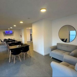 Apartamento De 1 Dormitorio Con Balcón