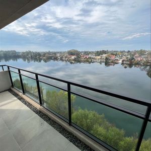Apartamento De 2 Dormitorios Con Vista Al Lago Y Amenities