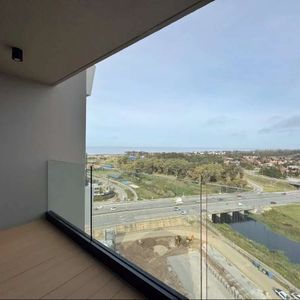 Apartamento Amoblado De 3 Dormitorios Con Vistas