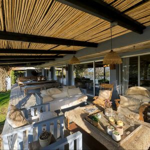 Casa Frente Al Lago En Lomas De La Tahona Con Vistas únicas