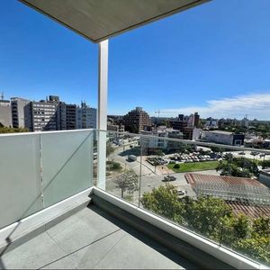 Apartamento De 2 Dormitorios En Venta Con Renta En La Blanqueada