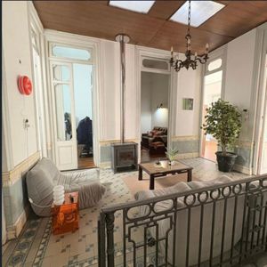 Casa De 3 Dorm En Venta En El Centro Con Local Comercial!