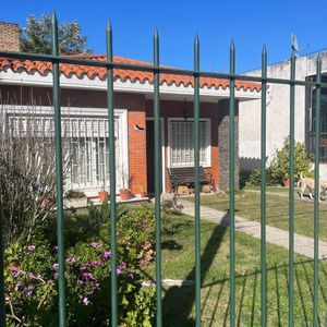 Venta Casa Malvin 3 Dorm.