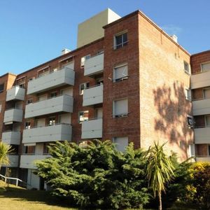 Edificio Mburucuya -  Muy Tranquilo Pero Cerca De Todo !