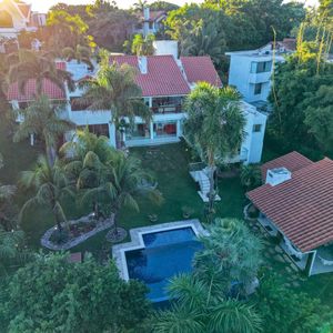 En Venta Lujosa Casa En Colina Del Urubó II