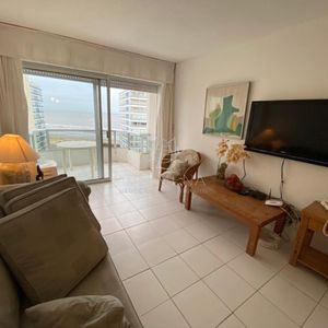 Apartamento En Oportunidad!!