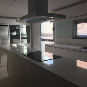 Apto De 3 Dormitorios Mas Dependencia De Servio Con Excelente Vista A La Mansa Con Muy Buena Terraza Con Churrasquero.