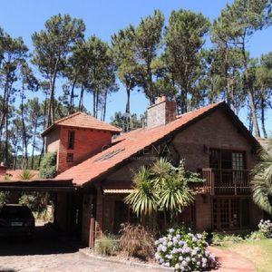 Espectacular Casa En El Corazón De Pinares