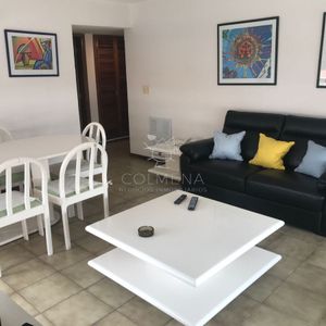 Apto De 2 Dormitorios 1 Baño Con Vista A La Mansa, El Edificio Cuenta Con Servico De Playa.