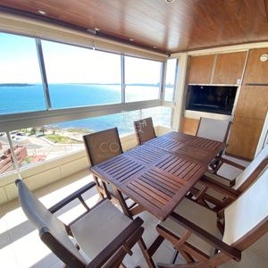 Apartamento Con Excelente Vista Plena A Playa Mansa