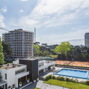 Departamento De 1 Y Medio Dormitorio En Venta A Pasos De Playa Brava