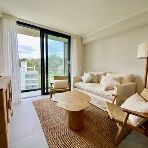 Alquiler Apartamento 2 Dormitorios Frente Al Mar En Playa Mansa