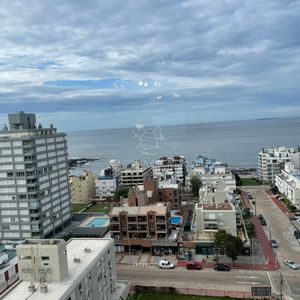 Apartamento En Venta En Peninsula, 2 Dormitorios Y 2 Garajes