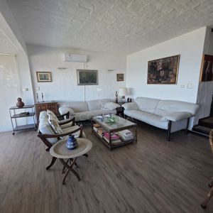 Apartamento En Peninsula Frente Al Mar