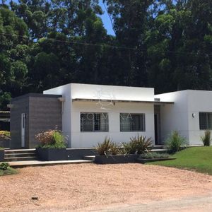 Casa En Punta Ballena - Solanas