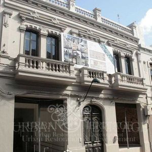 Early 20th Century Restored Retail Space In The Heart Of Port Market