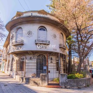 Venta - Casa De Estilo En Pocitos