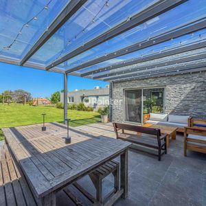 Venta Casa Moderna En Altos De La Tahona, 3 Dormitorios, Piscina Y Vista Al Golf