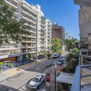 Venta De Apartamento En Pocitos 3 Dormitorios