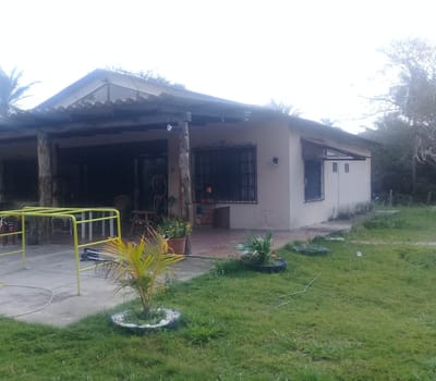 Hermosa Casa Quinta Zona Urubo Trejo 