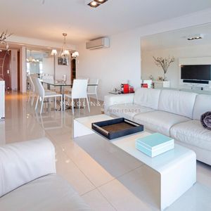 Apartamento En Venta De 2 Dormitorios En Miami Boulevard I, Punta Del Este