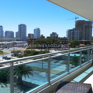 Apartamento En Venta De 2 Dormitorios En Punta Del Este.