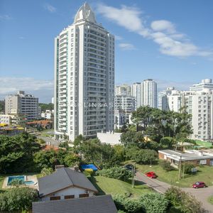 Apartamento En Venta En Torre Esmeralda De 3 Dormitorios, En Punta Del Este