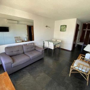 Apartamento En Venta 1 Dormitorio En Playa Brava, Punta Del Este.