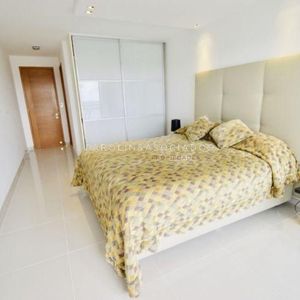 Apartamento En Venta En Playa Mansa 2 Dormitorios Sunrise Tower.