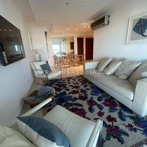 Apartamento 2 Dormitorios Miami Boulevard  Mansa Punta Del Este