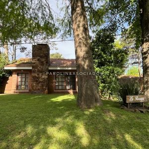 Casa En Venta De 3 Dormitorios, Pinares, Punta Del Este