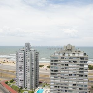Departamento A Estrenar  De 2 Dormitorios, Piso Alto, En Venta.
