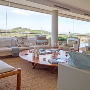 Apartamento En Venta De 5 Dormitorios En Grey Stone, Punta Del Este.