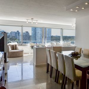 Apartamento Env Enta De 3 Dormitorios En Tiburón I, Punta Del Este.