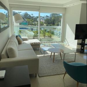 Apartamento En Venta En Torre Aquarela, Punta Del Este.