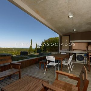 Departamento De 2 Dormitorios En Punta Ballena